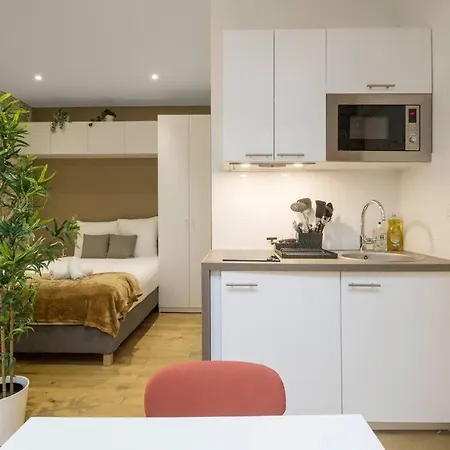 Typical Parisian In Le Marais#4 Pers * Paříž